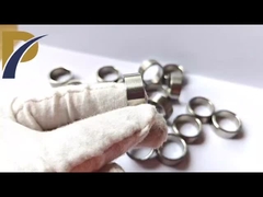 अनुकूलित RO5200 R05252 शुद्ध टैंटलम रिंग्स टाइटेनियम रिंग ज़िरकोनियम रिंग